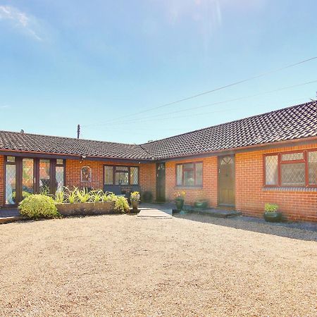 Irenic Lodge Netley Marsh エクステリア 写真