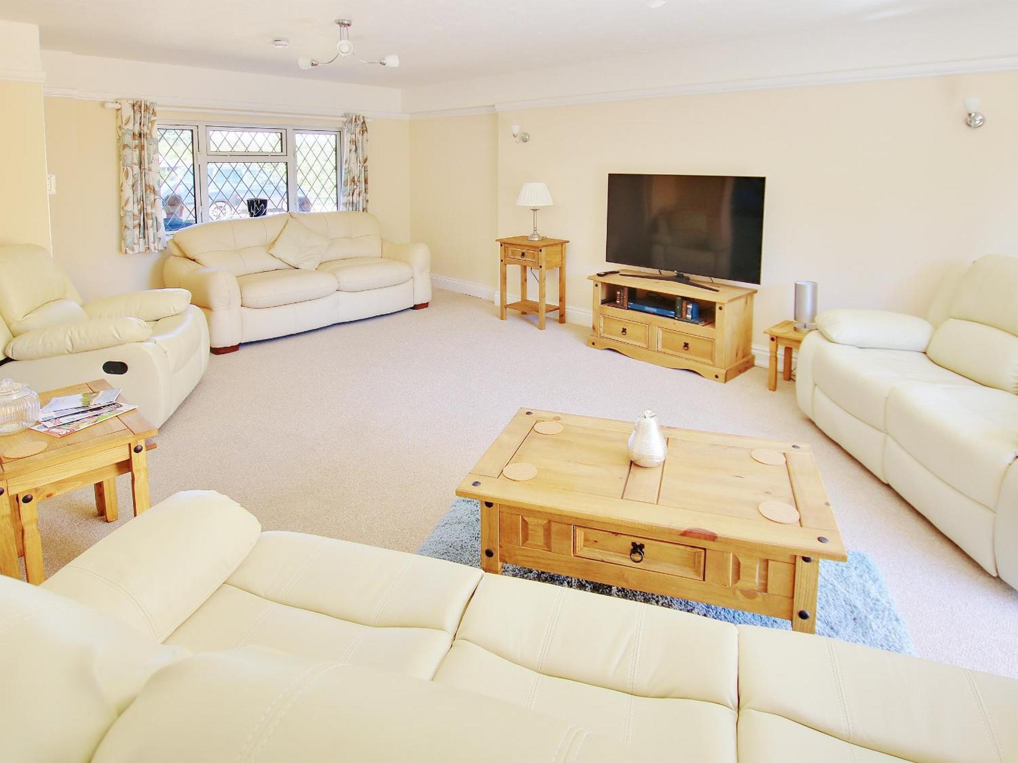Irenic Lodge Netley Marsh エクステリア 写真