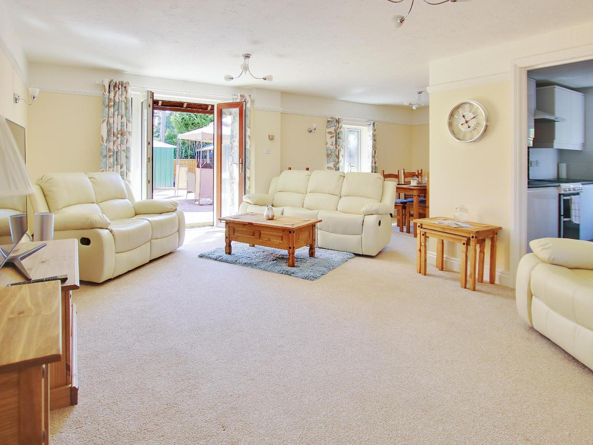 Irenic Lodge Netley Marsh エクステリア 写真