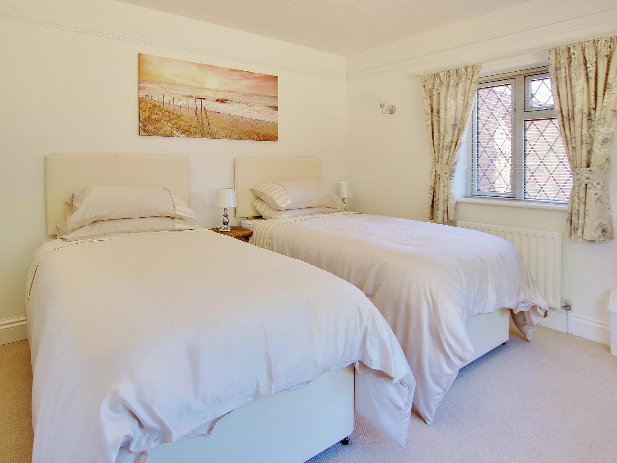 Irenic Lodge Netley Marsh エクステリア 写真